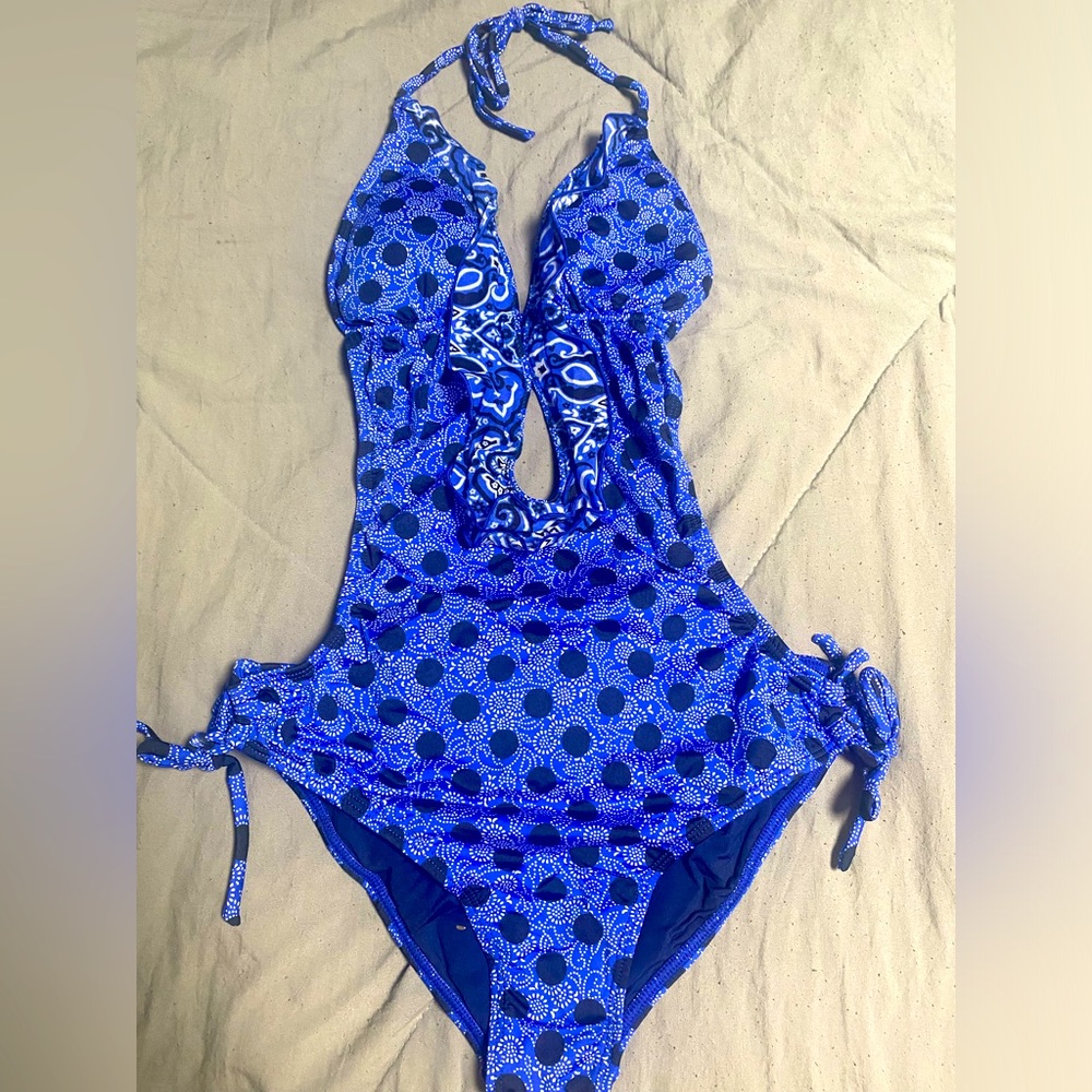 Sabz Swimwear One-piece